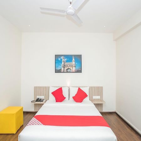 Airport Hotel Hsp New Delhi Exterior photo