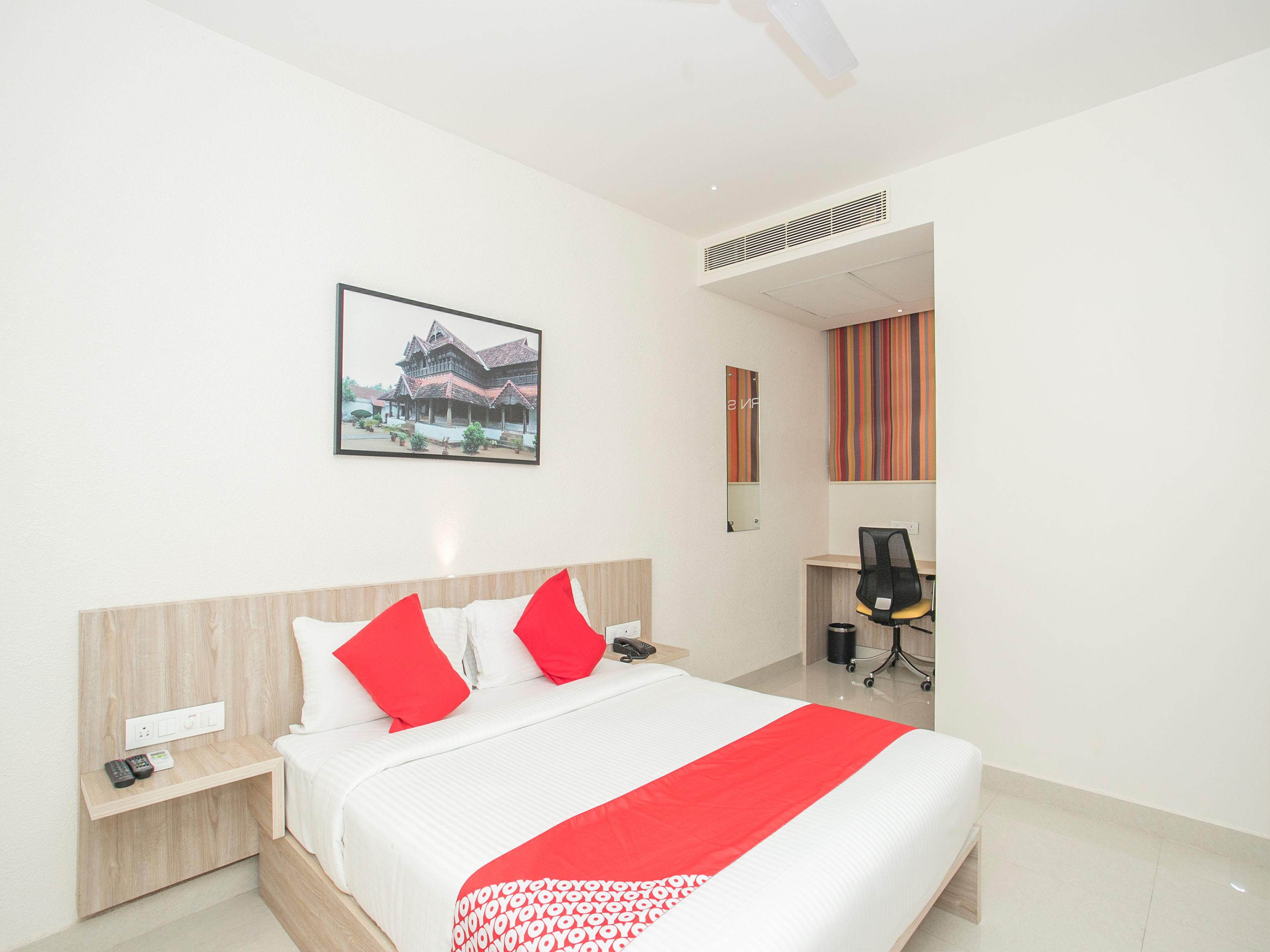 Airport Hotel Hsp New Delhi Exterior photo